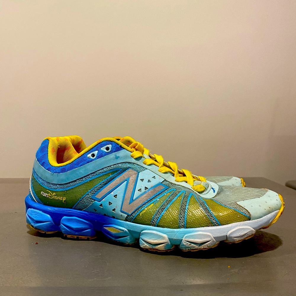 Run DISNEY new balance runners